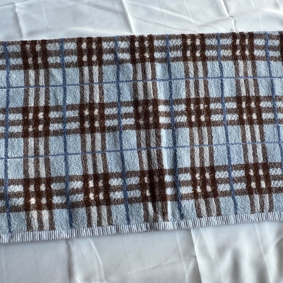 Burberry Bath Beach Towel Unused RARE Unisex - Picture 2 of 9
